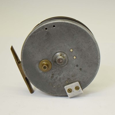 Lot 500 - A Coxon Aerial style patent fishing reel