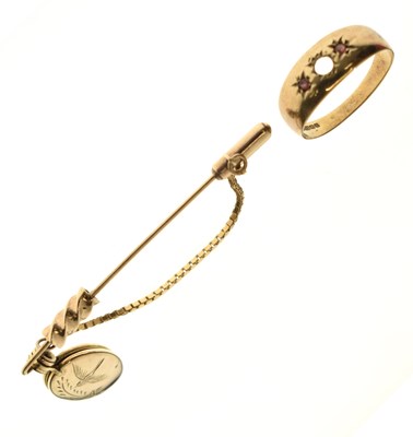 Lot 138 - 9ct gold gem-set ring (a/f), and a 9ct gold locket on a stick pin