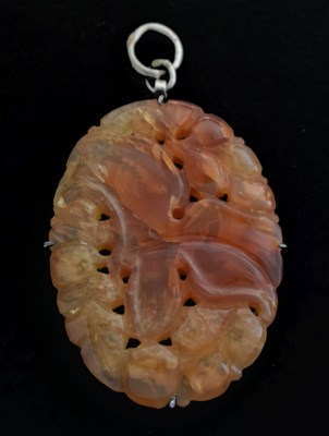 Lot 83 - Chinese carved carnelian pendant