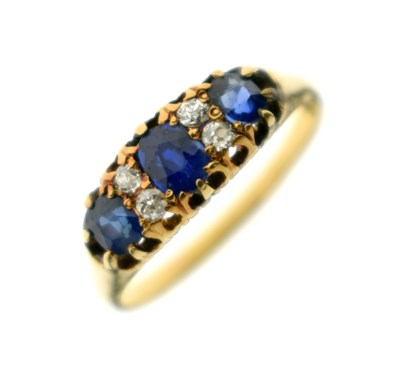 Lot 15 - Synthetic sapphire and diamond dress ring