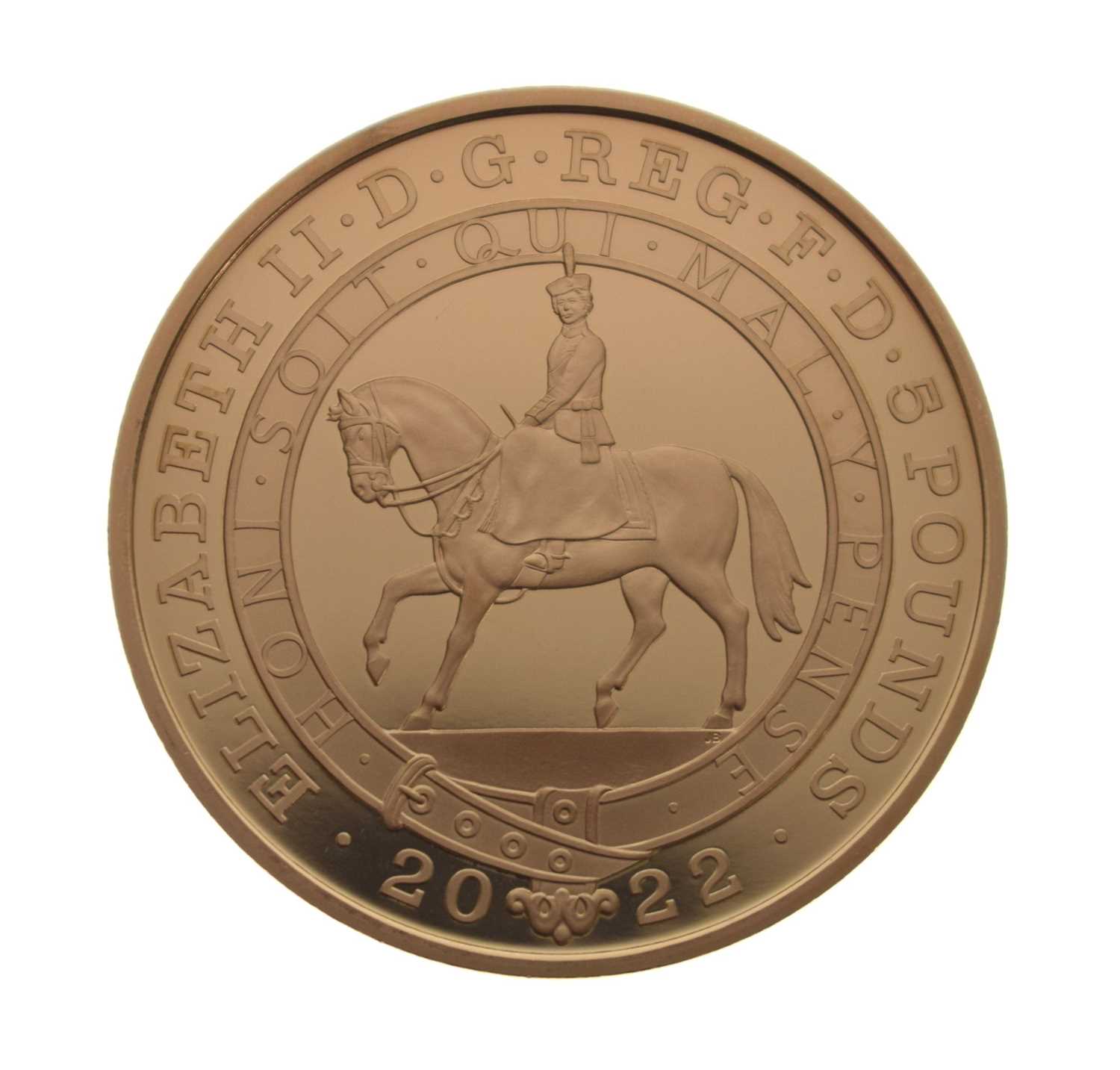 Lot 186 - Elizabeth II gold proof £5 coin, 2022, commemorating the Platinum Jubilee
