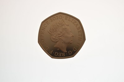Lot 205 - Elizabeth II gold proof 50p coin commemorating Brexit