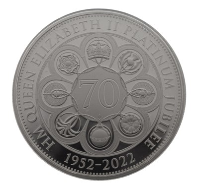 Lot 224 - Bailiwick of Guernsey - Elizabeth II 1oz platinum proof £5 coin, 2022