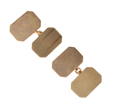 Lot 144 - 9ct gold rectangular cufflinks