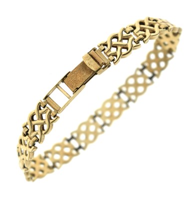 Lot 128 - 9ct gold Celtic design bracelet