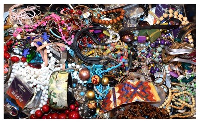 Lot 88 - Quantity of costume jewellery to include; necklaces, bracelets, bangles etc