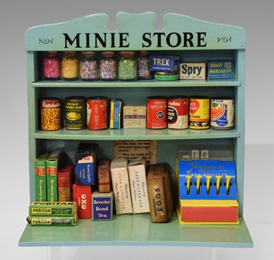 Lot 526 - 1950s Tiger Toys 'Minie Store'