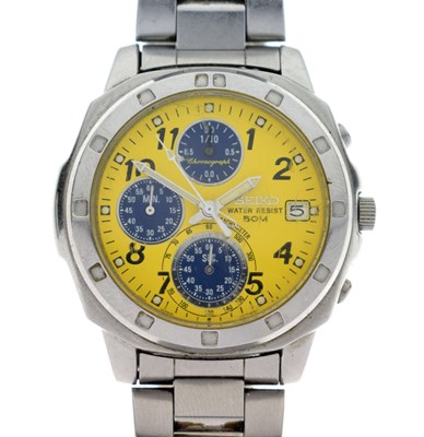 Lot 181 - Seiko - Water Resist chronograph stainless steel bracelet watch, ref. V657-9010