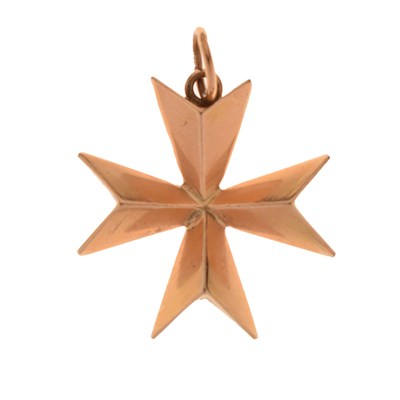 Lot 86 - Yellow metal Maltese cross pendant