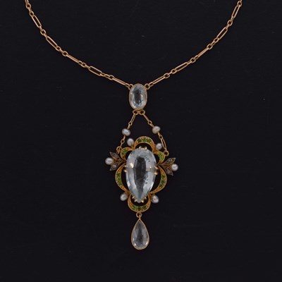 Lot 61 - Edwardian aquamarine, green garnet and seed pearl yellow metal pendant necklace