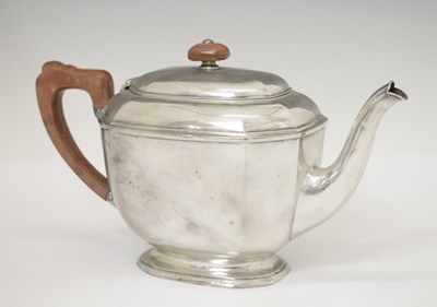 Lot 338 - George V silver tea pot