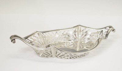 Lot 317 - Late Victorian silver basket