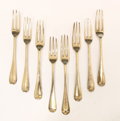 Lot 299 - Matched set of eight Old English pattern table forks