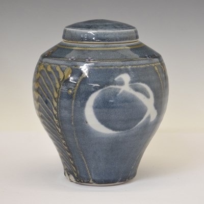 Lot 678 - David Frith (b.1943) - Stoneware jar and cover