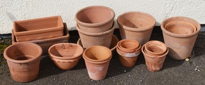 Lot 750 - Quantity of terracotta pots, planters and garden troughs