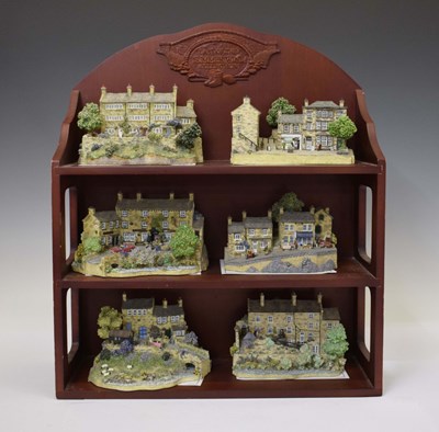 Lot 504 - Danbury Mint 'Last of the Summer Wine Collection' of six cottages