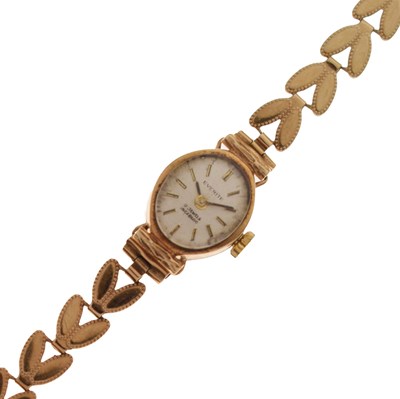Lot 193 - Everite - Lady's 9ct yellow metal bracelet watch