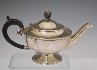 Lot 340 - George V silver teapot