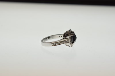 Lot 16 - Black diamond white metal cluster ring