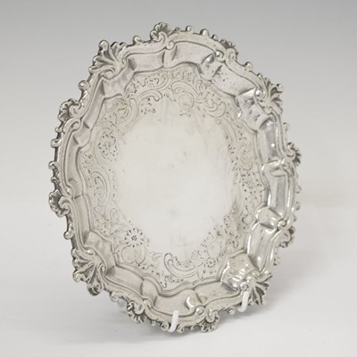 Lot 304 - Georgian silver waiter or small salver