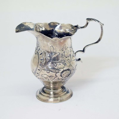 Lot 326 - George III silver cream jug
