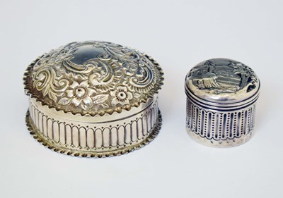 Lot 263 - Two silver trinket boxes