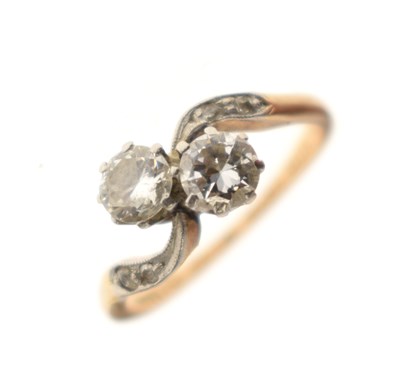 Lot 9 - 'Toi et Moi' diamond two-stone crossover ring