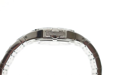 Lot 123 - Concord - Saratoga diamond-set stainless steel bracelet watch, ref. 14.C2.1894