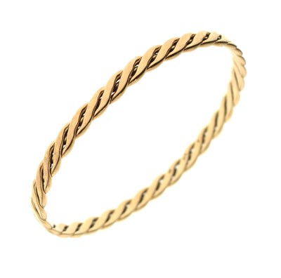 Lot 114 - 9ct gold, plaited design bangle