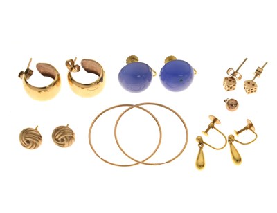 Lot 134 - Group of 9ct gold and yellow metal earrings