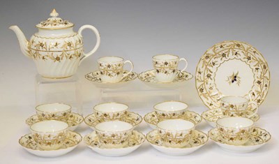 Lot 580 - Late 18th century Worcester fluted teawares