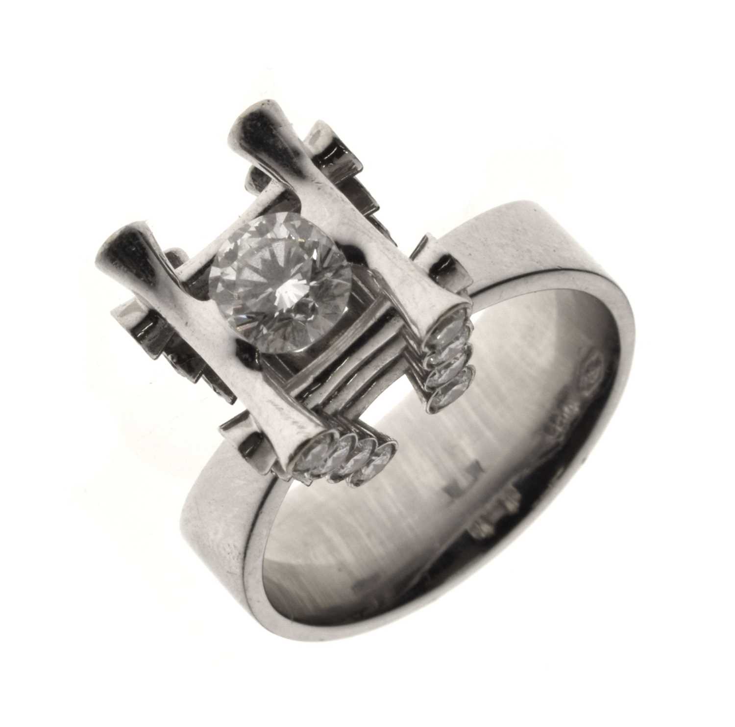 Lot 15 - Marco Oldani for John Rasmussen - Diamond 18ct white gold ring