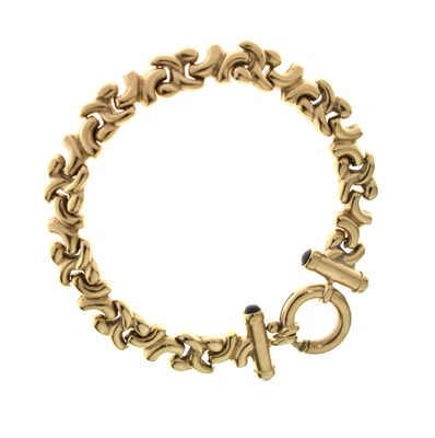Lot 151 - 9ct gold fancy link bracelet