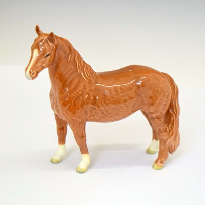 Lot 543 - Beswick - Pinton chestnut horse