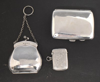 Lot 262 - George V silver coin purse, cigarette case, and vesta case
