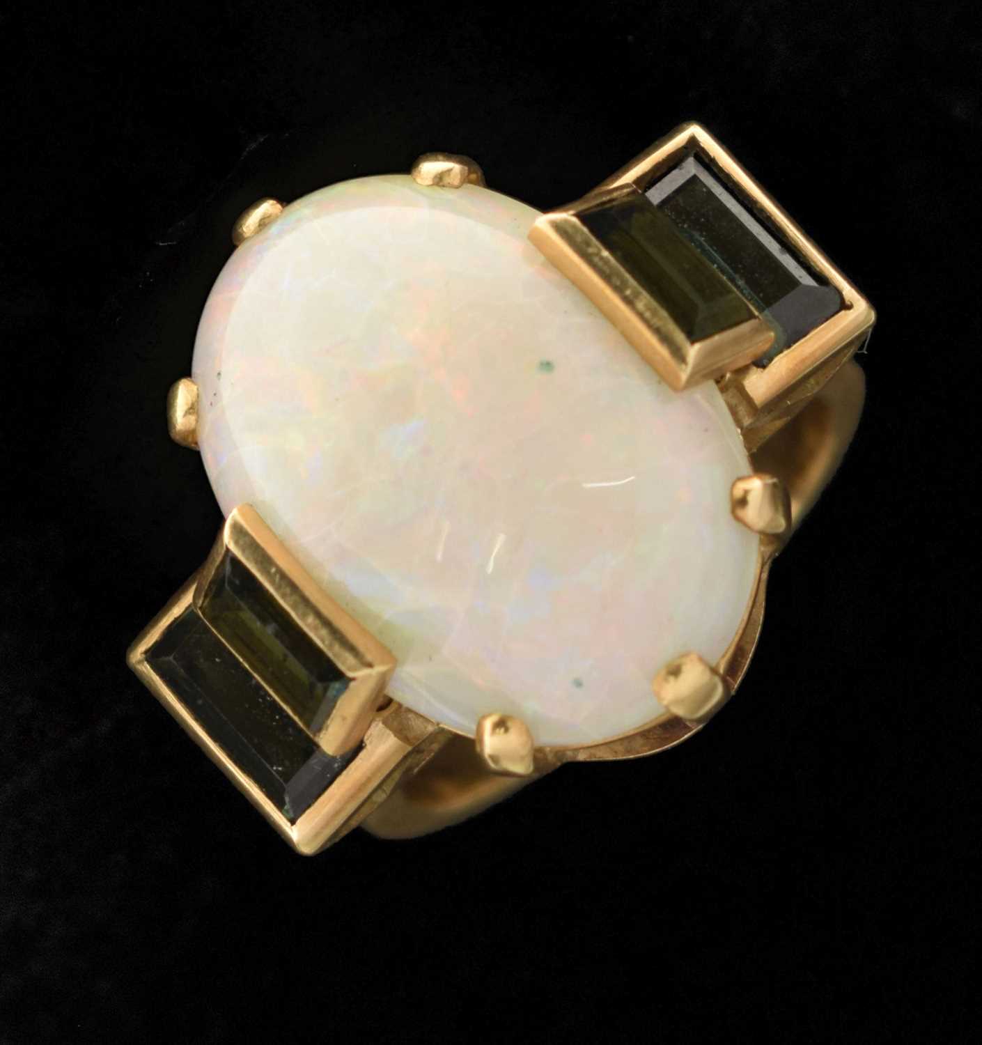 Lot 33 - Opal and green tourmaline 18ct yellow gold ring