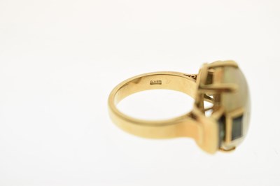 Lot 33 - Opal and green tourmaline 18ct yellow gold ring