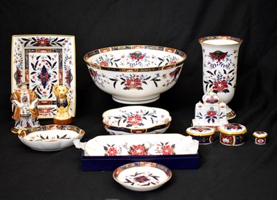 Lot 556 - Group of Royal Worcester porcelain in the Prince Regent pattern