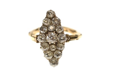 Lot 11 - Early 20th century diamond marquise yellow metal ring