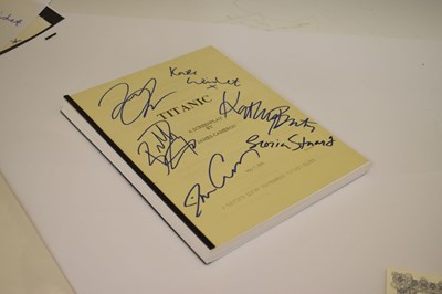 Lot 276 - Titanic (1997) - Autographed movie screenplay