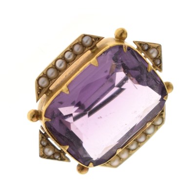 Lot 48 - Late Victorian/Edwardian amethyst seed pearl brooch