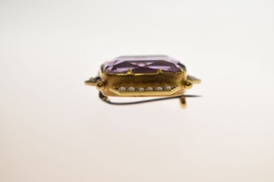 Lot 48 - Late Victorian/Edwardian amethyst seed pearl brooch