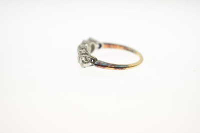 Lot 7 - Early 20th century diamond five stone 18ct yellow and white gold set ring