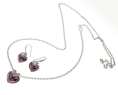 Lot Diamond 'pink' and white gold heart-shaped necklace and earring suite