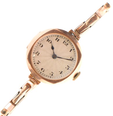 Lot 238 - Lady's 1930s 9ct gold bracelet watch