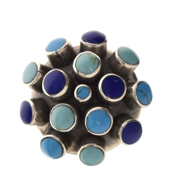 Lot 67 - Modernist turquoise and lapis lazuli silver ring