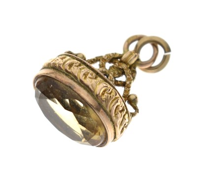 Lot 194 - Edwardian citrine 9ct gold fob