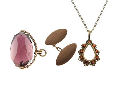 Lot 201 - Garnet 9ct gold pendant, single 9ct gold cufflink, and a paste 9ct gold swivel fob