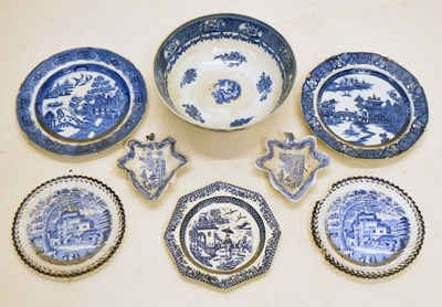 Lot 575 - Collection of English Georgian-era pearlware and other pottery