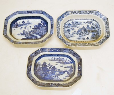 Lot 624 - Three Chinese blue and white porcelain dishes circa 1800